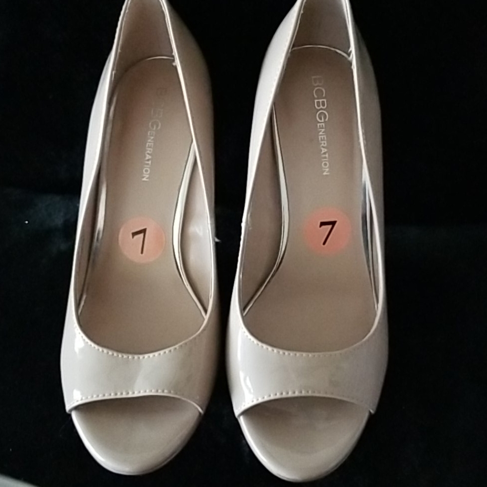 BCBG HEELS
